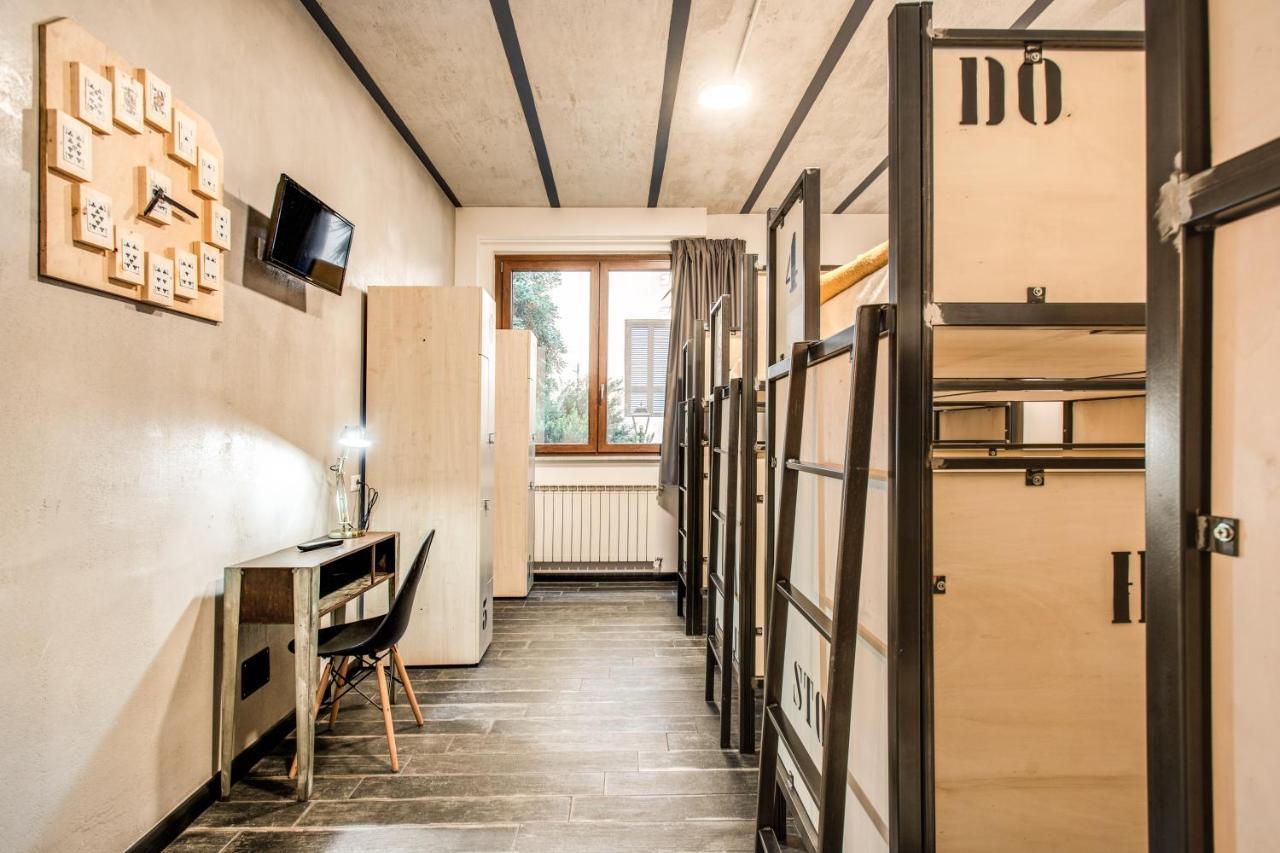 Hostel Trastevere 2 Рим Екстериор снимка